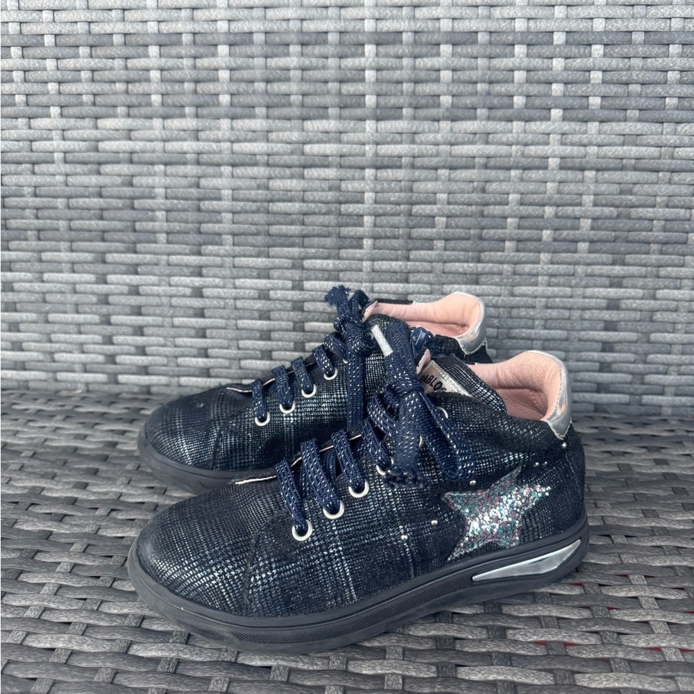 Pablosky Girl 2 33 Chukka Boots Metallic Navy Laces